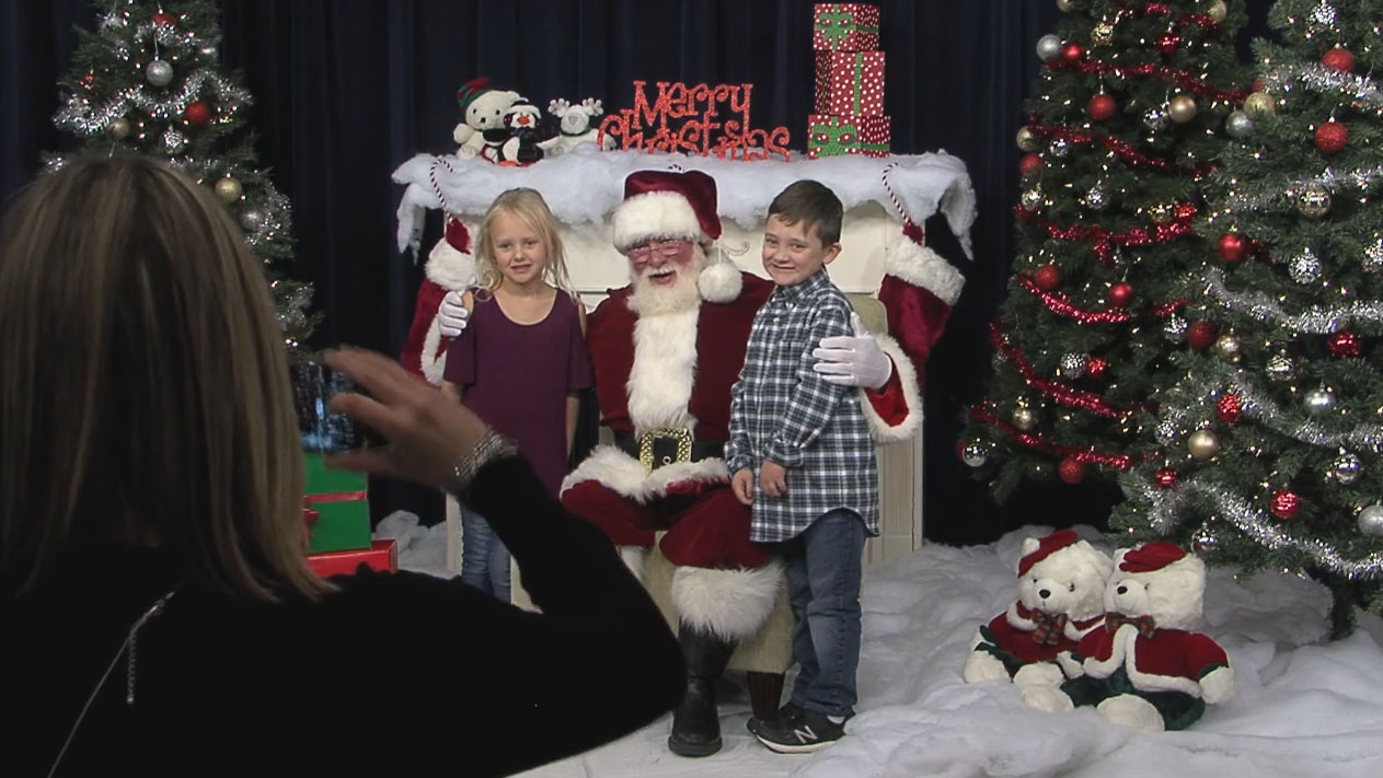 Thumbnail image for ONTV News Break: 2019 Breakfast with the Grinch & Santa LIVE!